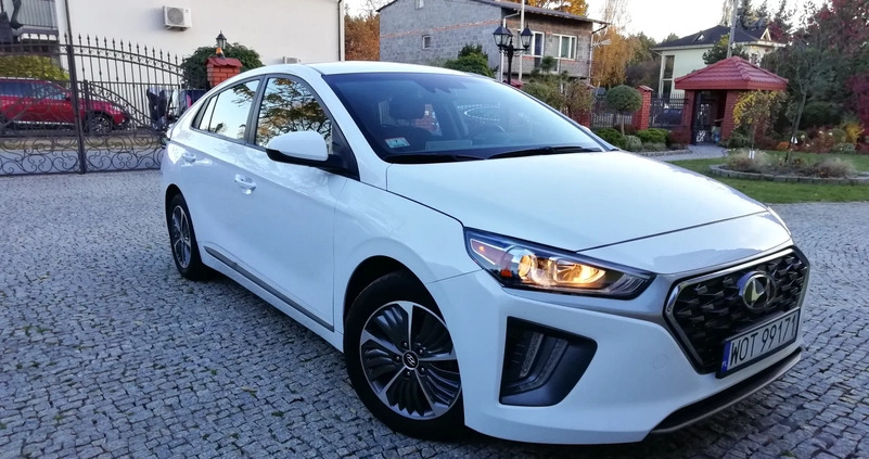 Hyundai IONIQ cena 92000 przebieg: 21000, rok produkcji 2021 z Miejska Górka małe 56